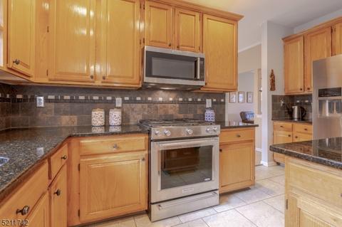 67 Elmara Dr, Bridgewater, NJ 08807 photo 17