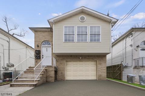 234 4th St #2, Newark, NJ 07107
