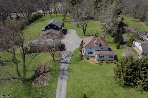 203 Stirling Rd, Warren, NJ 07059