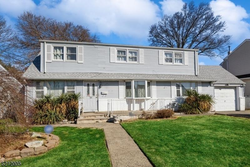  51 Echo Pl, Elmwood Park, NJ 07407 photo 1