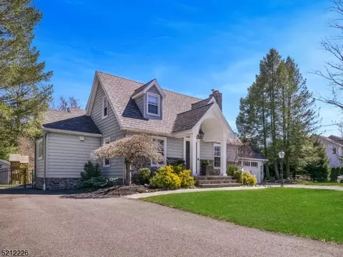11 Dave Espie Way, Wayne, NJ 07470 photo 2