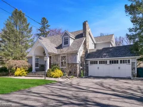 11 Dave Espie Way, Wayne, NJ 07470 photo 3