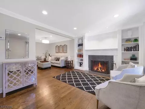 11 Dave Espie Way, Wayne, NJ 07470 photo 4
