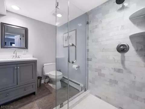11 Dave Espie Way, Wayne, NJ 07470 photo 16
