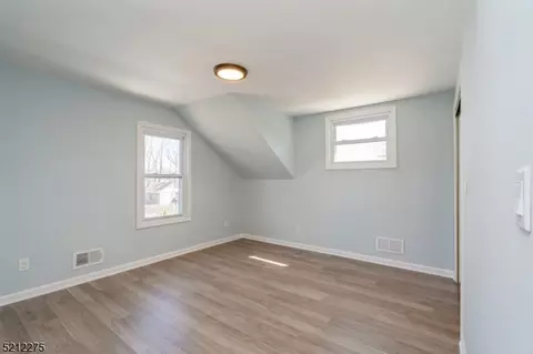 122 Runyon Ave, Middlesex, NJ 08846 photo 25