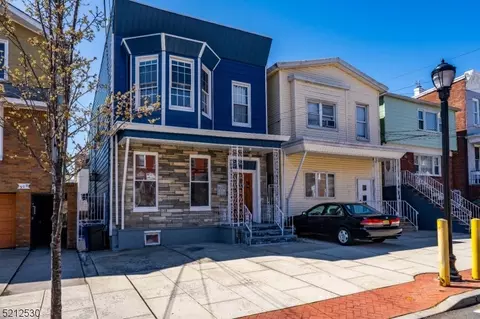 311 22nd St, Union City, NJ 07087