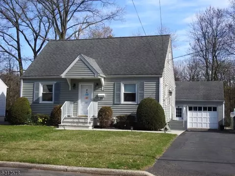 37 James Ave, Clark, NJ 07066