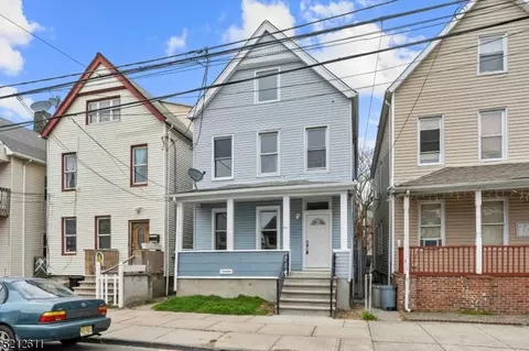 147 Clark Pl, Elizabeth City, NJ 07206