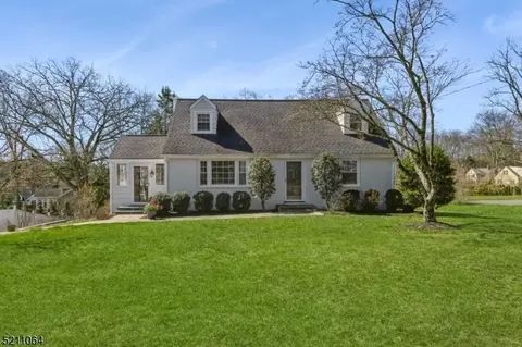 22 Mullens Ln, Bernardsville, NJ 07924