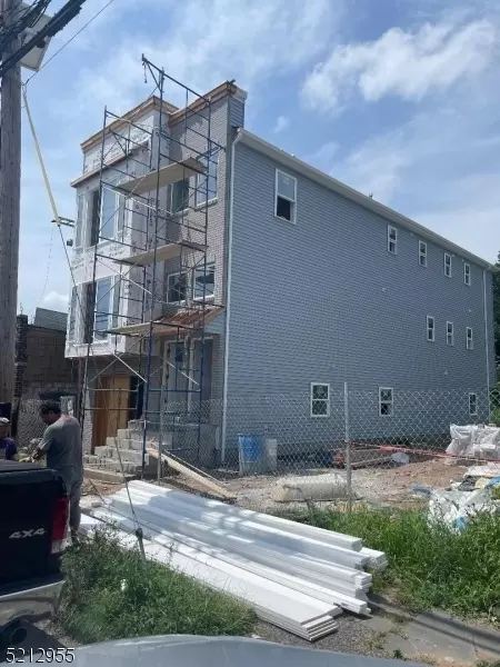 117 Sherman Ave, Newark, NJ 07114