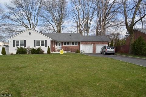 1237 Wheatsheaf Rd, Roselle, NJ 07203