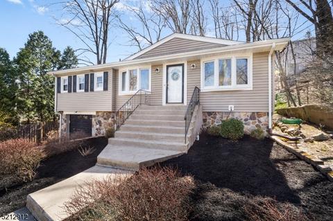 69 Cherokee Ave, Rockaway, NJ 07866