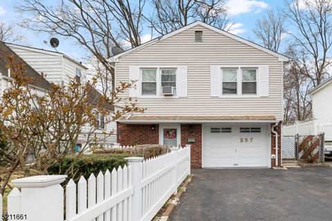 257 Kingston Rd, Parsippany, NJ 07054