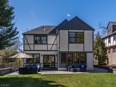 85 Pine St, Millburn, NJ 07041 photo 1