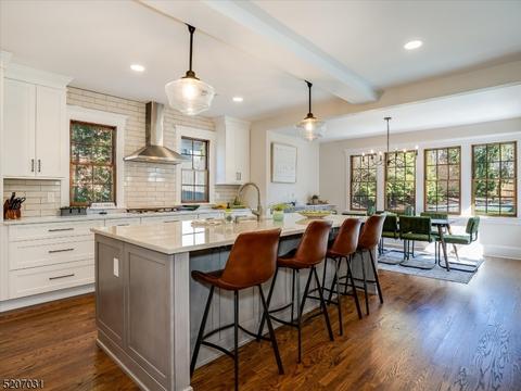 85 Pine St, Millburn, NJ 07041 photo 11