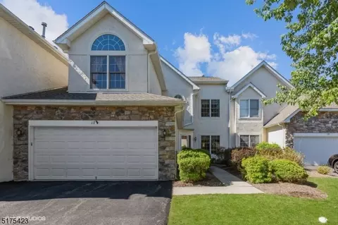 17 Georgetown Ct, Basking Ridge, NJ 07920