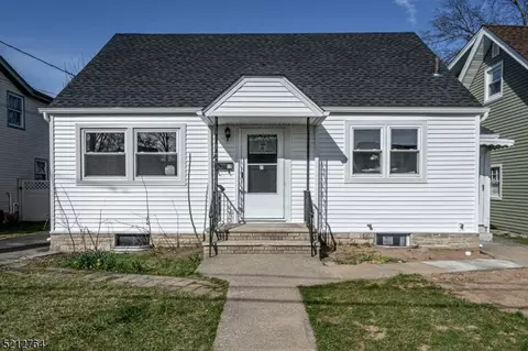 17 Patton St, Lodi, NJ 07644