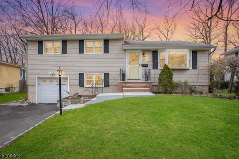 7 Glenwood Rd, Fanwood, NJ 07023