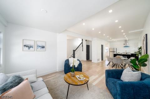 25 Neptune Ave, Jersey City, NJ 07305