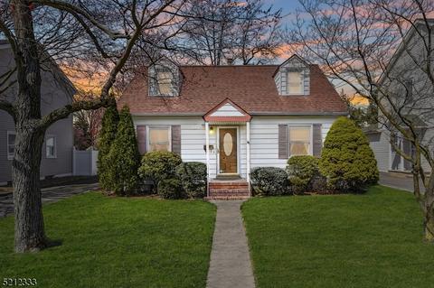 5 Dawn Dr, Clark, NJ 07066