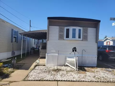 3 Danny Pl, Woodbridge Twp, NJ 07001