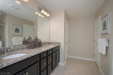 8 Brompton Pl, Randolph, NJ 07869 photo 16
