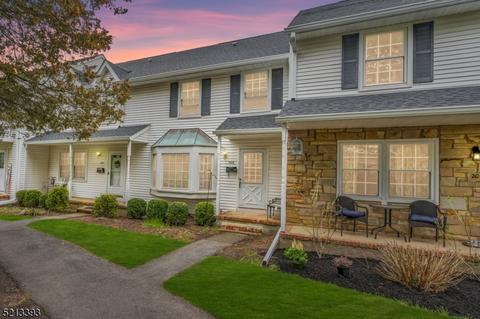 208 Columbia Cmn #8, Hillsborough, NJ 08844