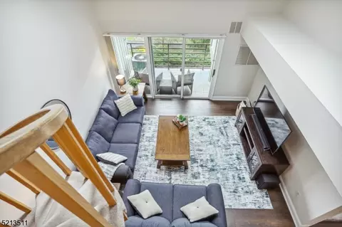 61 Mount Kemble Ave #304, Morristown, NJ 07960