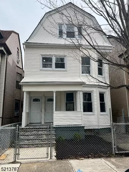 32 N 18th St, East Orange, NJ 07017
