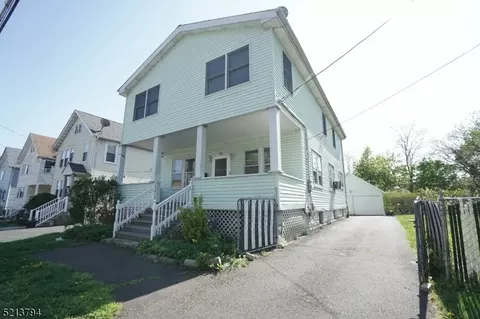 30 Douglas Ave, East Franklin, NJ 08873