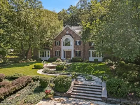 165 Cherry Ln, Mendham, NJ 07945