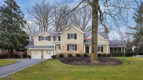 59 Old Fort Rd, Bernardsville, NJ 07924
