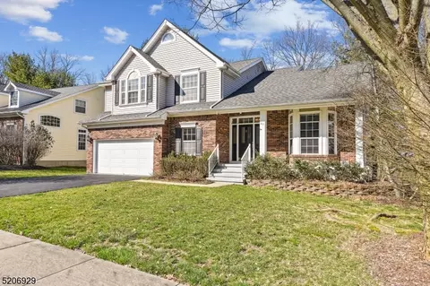 62 Alder Ln, Basking Ridge, NJ 07920