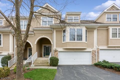 9 Henning Ter, Denville, NJ 07834