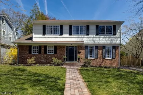 584 N Chestnut St, Westfield, NJ 07090