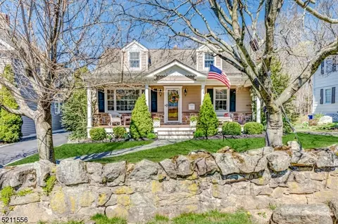 22 Old Army Rd, Bernardsville, NJ 07924