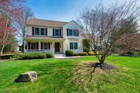 62 Blau Rd, Hackettstown, NJ 07840