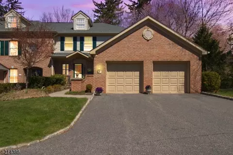 17 Chadwell Pl, Morristown, NJ 07960