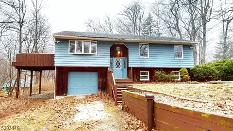 11 Sanoset Rd, Vernon Twp, NJ 07422