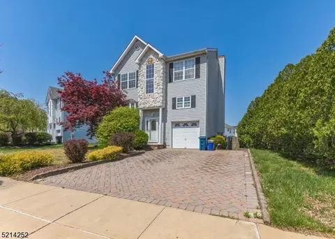 33 Emily Dr, Old Bridge, NJ 08857