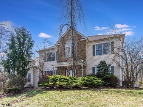 7 Mill Creek Rd, Sparta, NJ 07871
