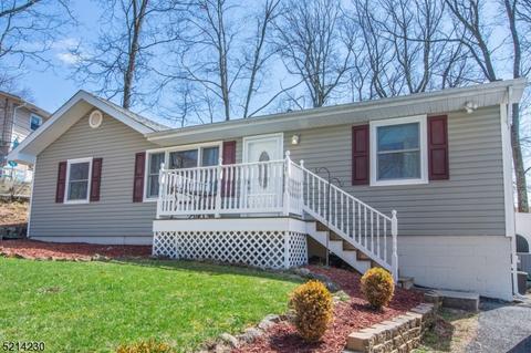 46 Broadway, Hopatcong, NJ 07843