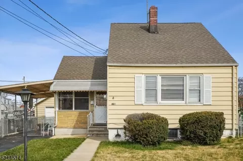 431 Redcliffe St, Elizabeth City, NJ 07206