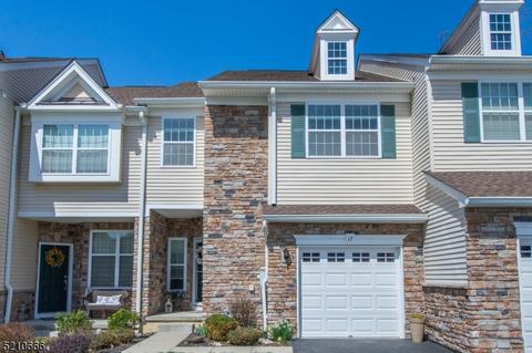 17 Julia Pl, Budd Lake, NJ 07828