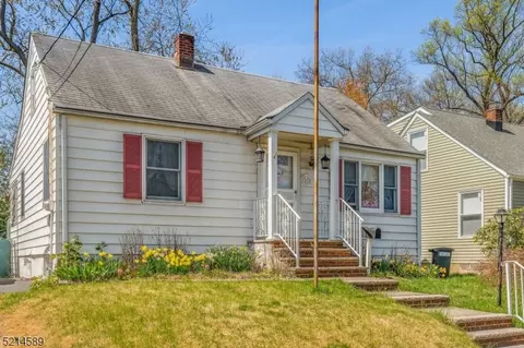 21 Fitzsimmons Ave, Middlesex, NJ 08846