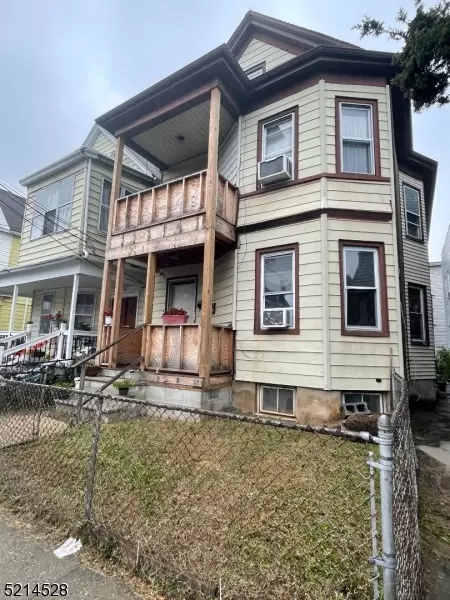 220 Columbia Ave, Passaic, NJ 07055