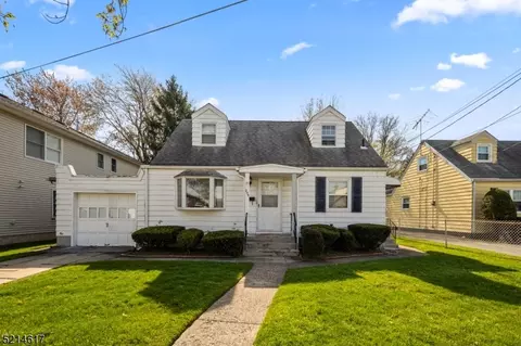 205 Roosevelt Ave, Lodi, NJ 07644