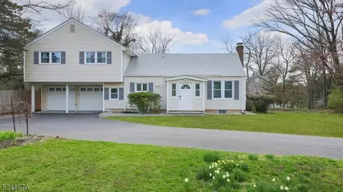 138 Northfield Rd, Millington, NJ 07946