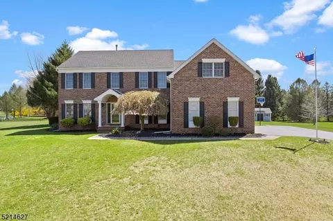 6 Rachel Ct, Greenwich Twp., NJ 08886