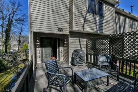 35 Lockley Ct, Wayne, NJ 07470 photo 32